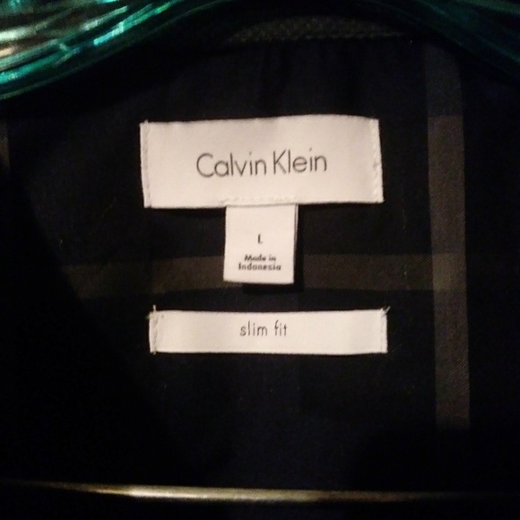 CALVIN KLEIN NEW BUTTON DOWN BLACK PLAID SIZE L - Picture 3 of 8